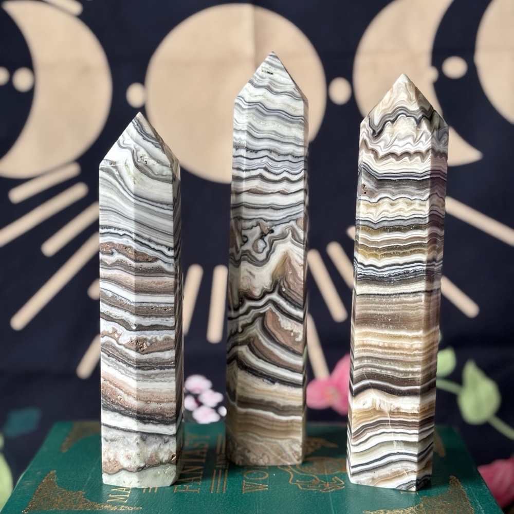 Extra Large Zebra Calcite Tower